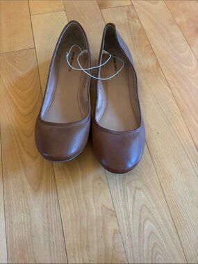 Mossimo Supply Co. Brown Rounded Toe Ballet Flats